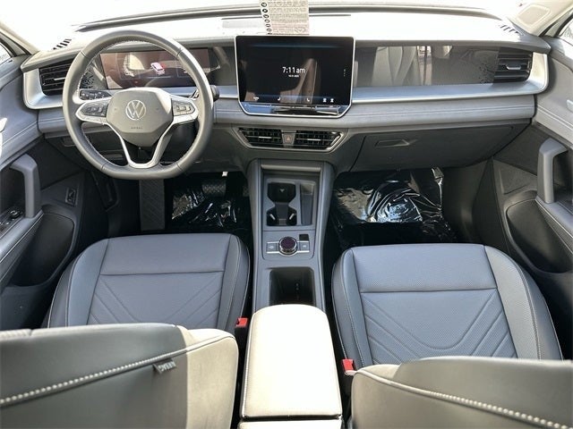 2025 Volkswagen Tiguan 2.0T SE