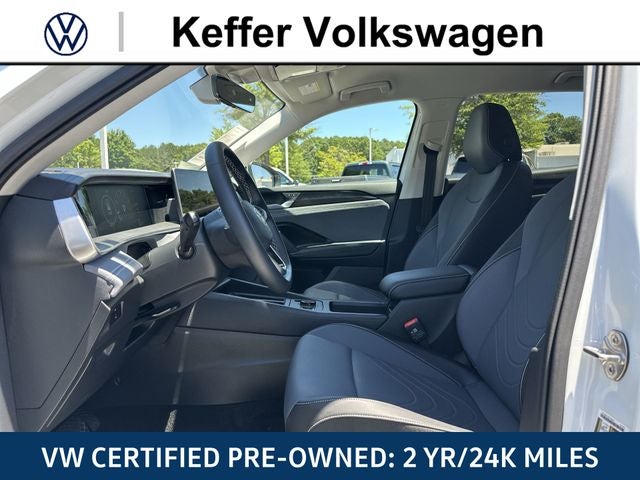 2025 Volkswagen Tiguan 2.0T SE