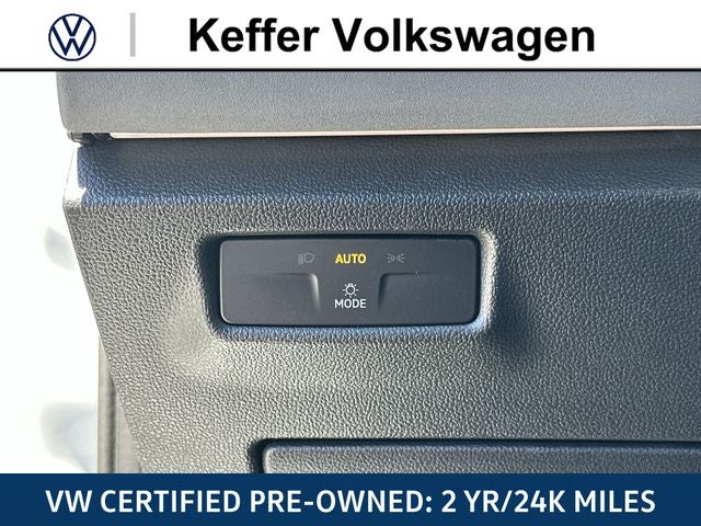 2025 Volkswagen Tiguan 2.0T SE