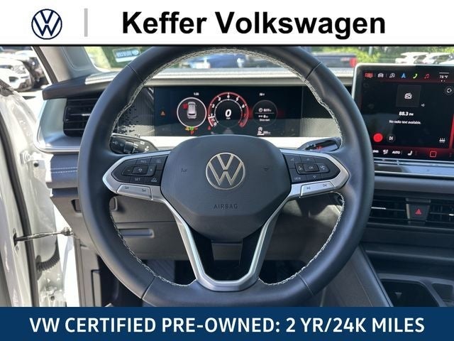 2025 Volkswagen Tiguan 2.0T SE
