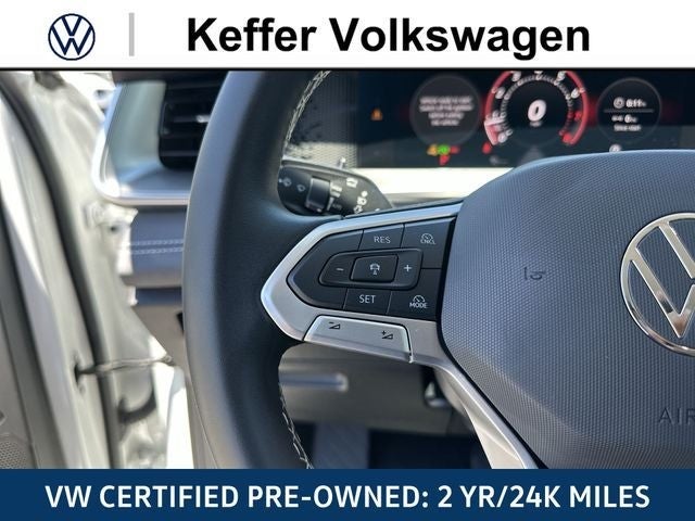 2025 Volkswagen Tiguan 2.0T SE