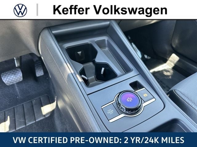 2025 Volkswagen Tiguan 2.0T SE