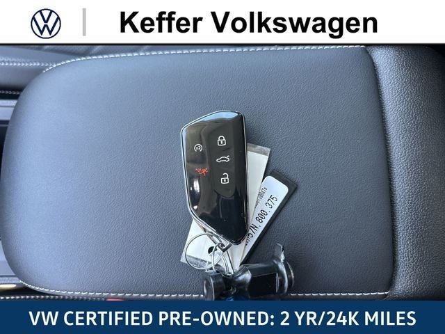 2025 Volkswagen Tiguan 2.0T SE