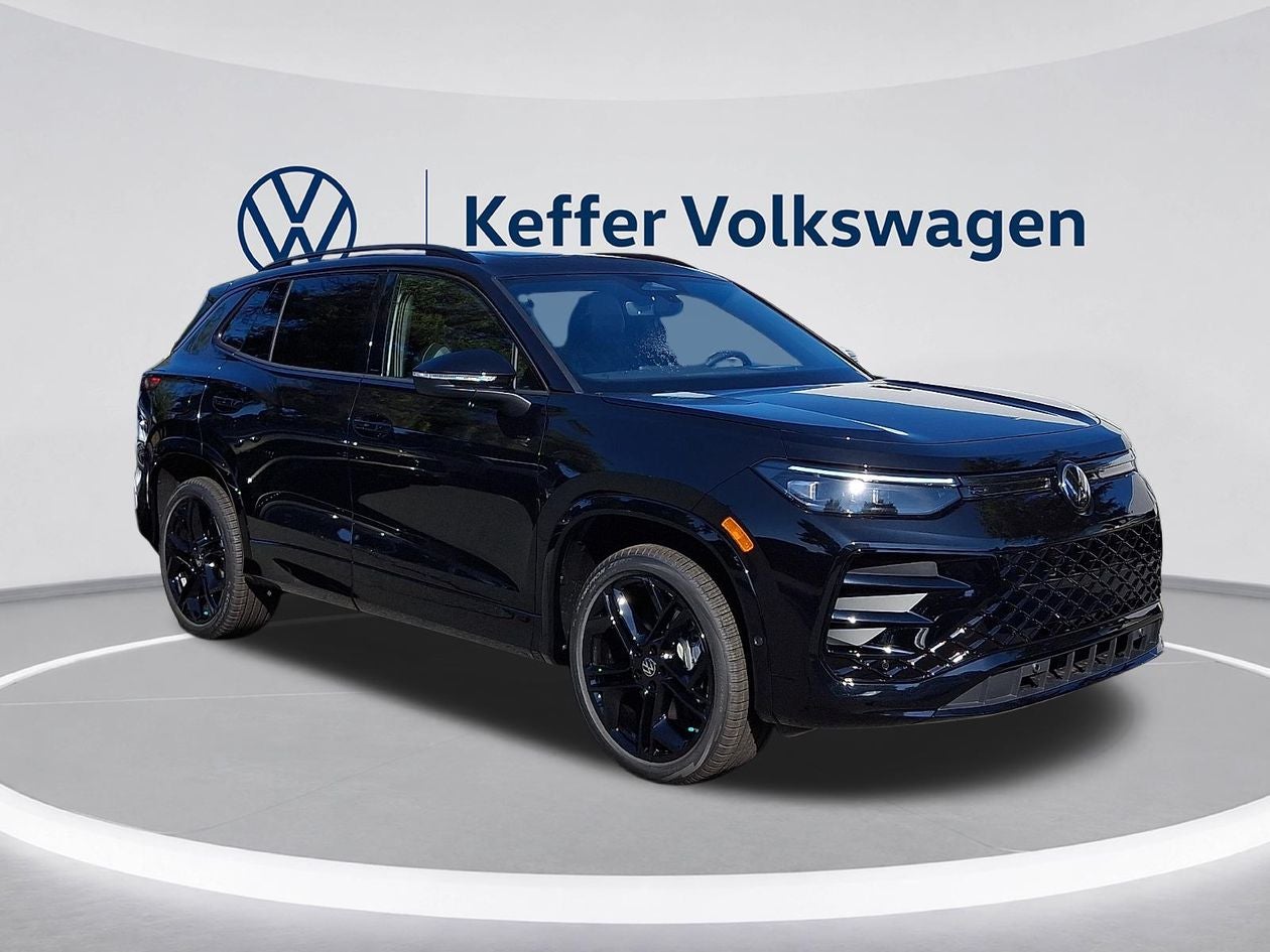 2026 Volkswagen Tiguan 2.0T SE R-Line Black