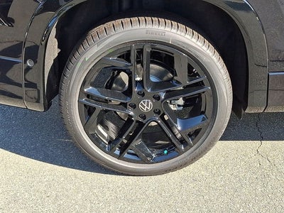 2026 Volkswagen Tiguan 2.0T SE R-Line Black
