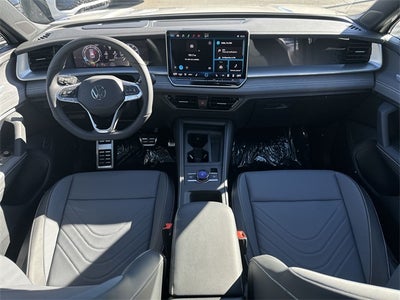 2026 Volkswagen Tiguan 2.0T SE R-Line Black