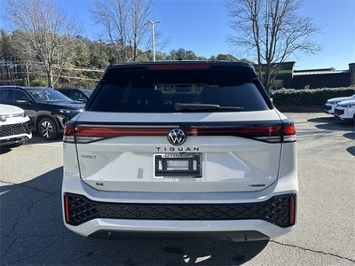 2026 Volkswagen Tiguan 2.0T SE R-Line Black