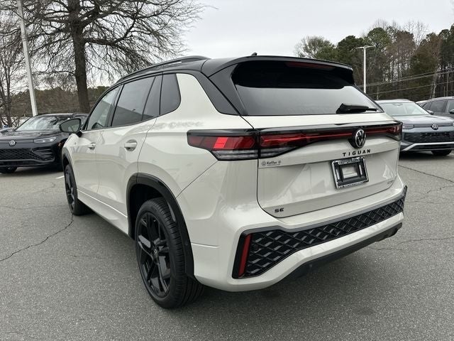 2026 Volkswagen Tiguan 2.0T SE R-Line Black