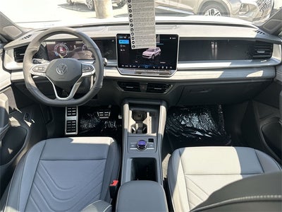 2025 Volkswagen Tiguan 2.0T SE R-Line Black