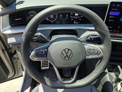 2026 Volkswagen Tiguan 2.0T SE R-Line Black