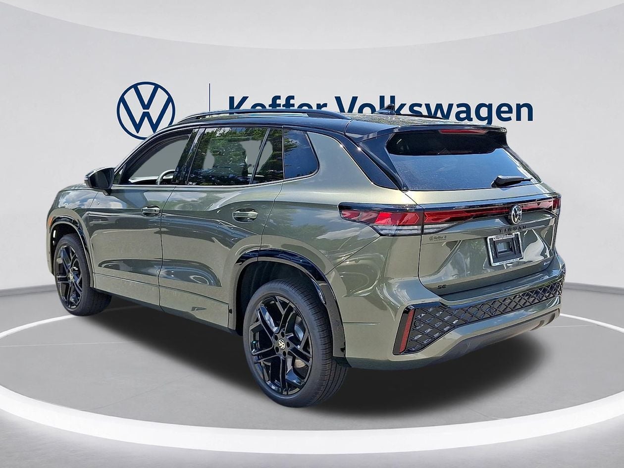 2026 Volkswagen Tiguan SE R-Line Black