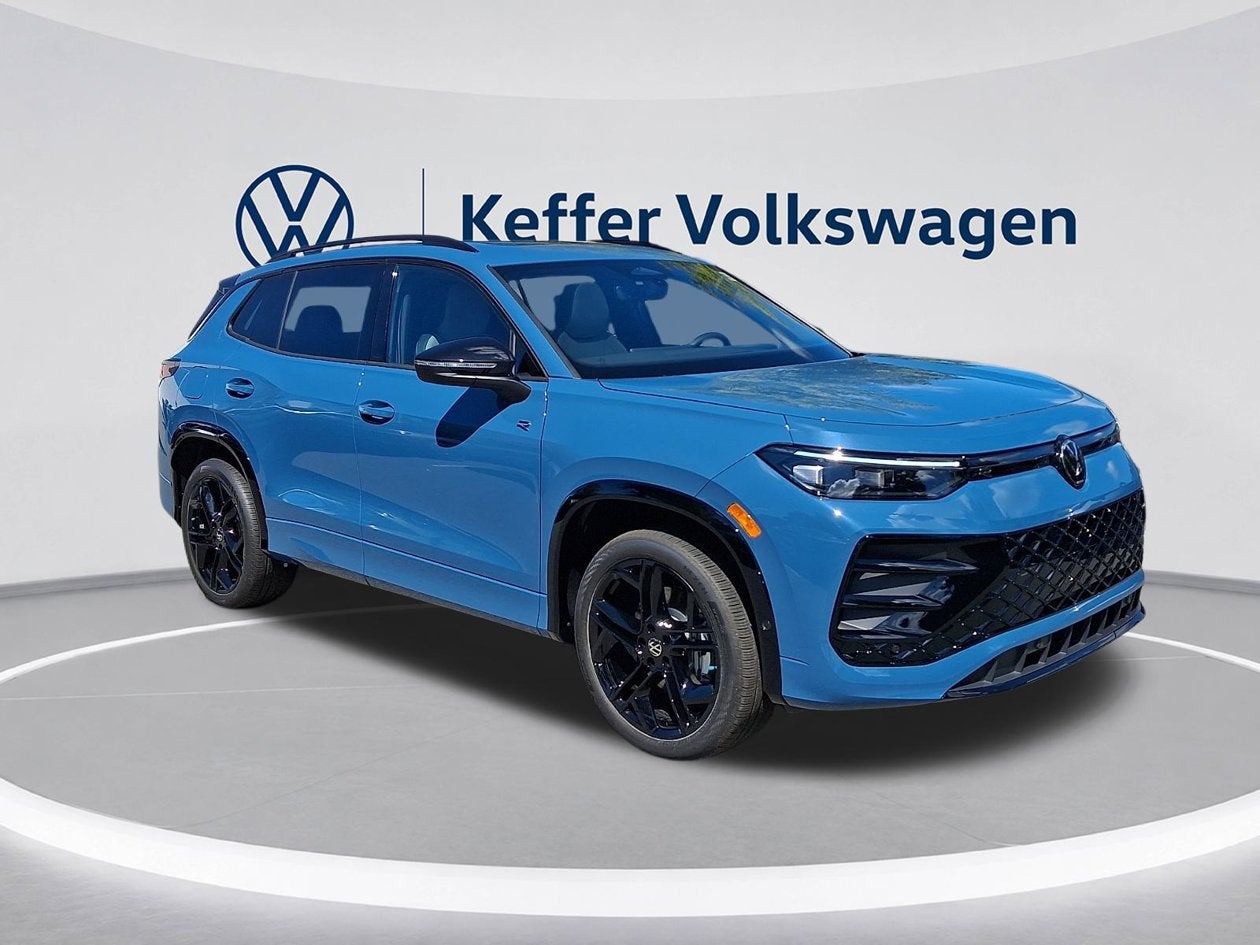 2026 Volkswagen Tiguan SE R-Line Black