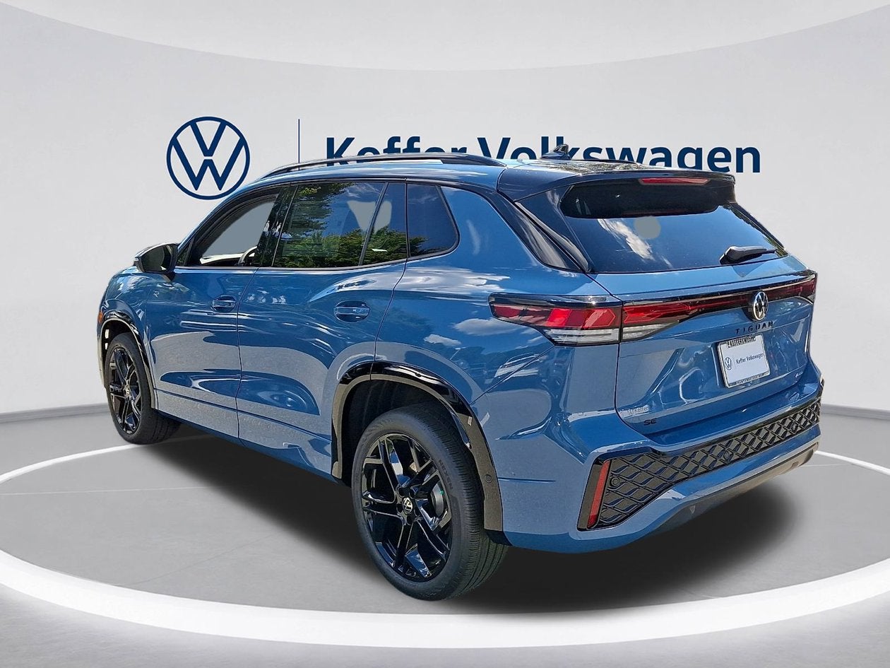 2026 Volkswagen Tiguan SE R-Line Black