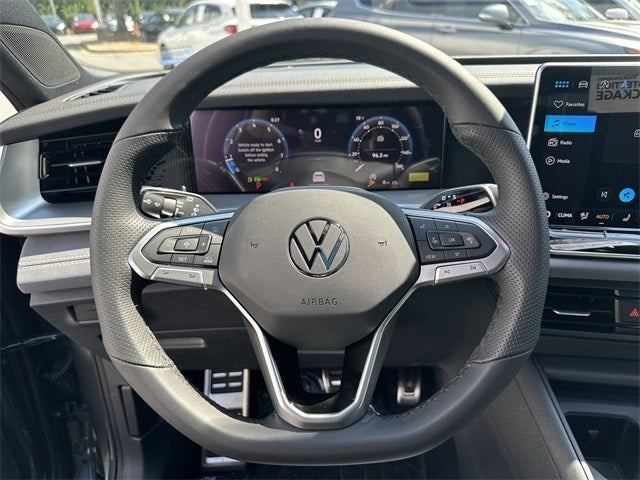 2025 Volkswagen Tiguan 2.0T SE R-Line Black