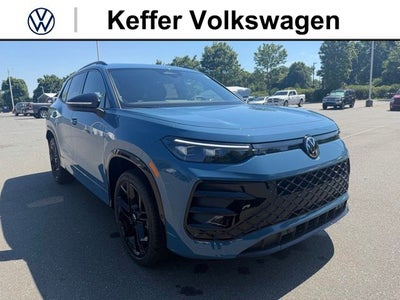 2026 Volkswagen Tiguan 2.0T SE R-Line Black