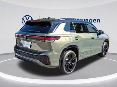 2026 Volkswagen Tiguan SE R-Line Black