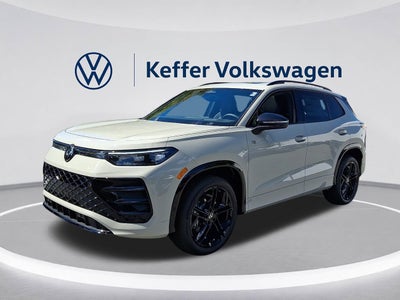 2026 Volkswagen Tiguan SE R-Line Black