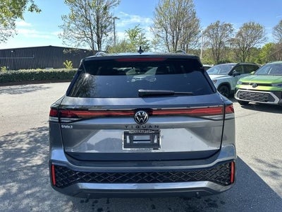 2026 Volkswagen Tiguan 2.0T SE R-Line Black