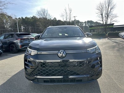 2026 Volkswagen Tiguan 2.0T SE R-Line Black