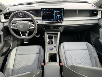 2026 Volkswagen Tiguan 2.0T SE R-Line Black