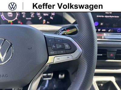 2026 Volkswagen Tiguan 2.0T SE R-Line Black