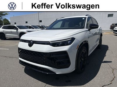 2026 Volkswagen Tiguan 2.0T SE R-Line Black