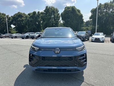 2026 Volkswagen Tiguan 2.0T SE R-Line Black