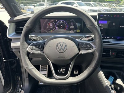 2026 Volkswagen Tiguan 2.0T SE R-Line Black