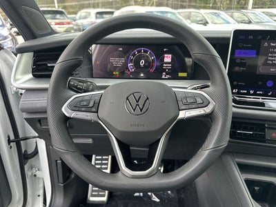 2026 Volkswagen Tiguan 2.0T SE R-Line Black