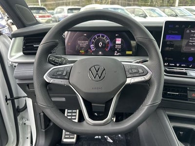 2026 Volkswagen Tiguan 2.0T SE R-Line Black