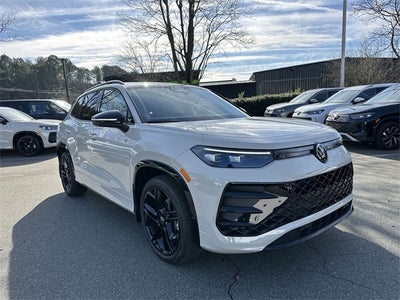 2026 Volkswagen Tiguan 2.0T SE R-Line Black