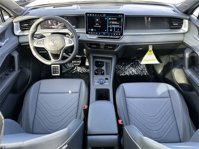 2026 Volkswagen Tiguan 2.0T SE R-Line Black