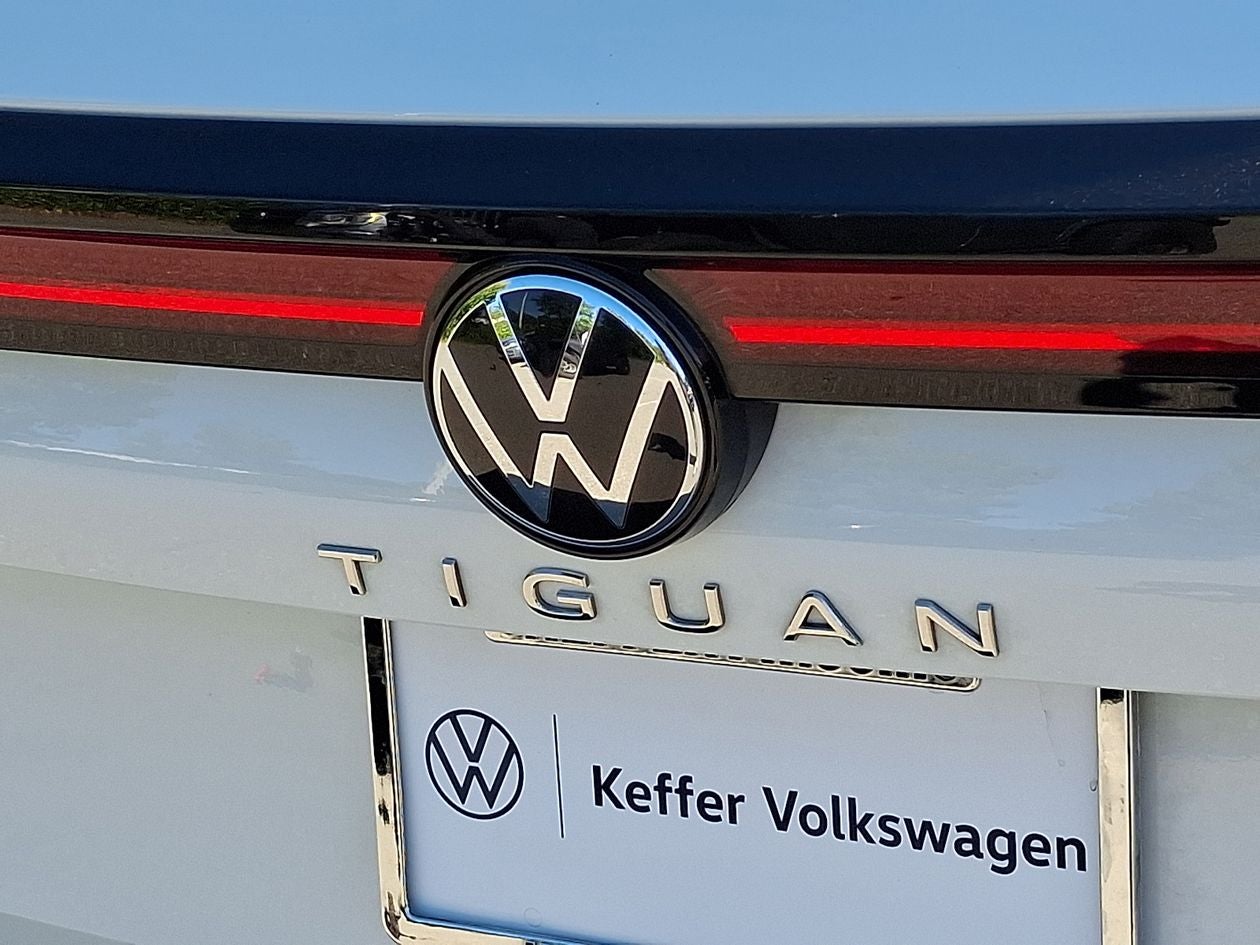 2025 Volkswagen Tiguan 2.0T SE