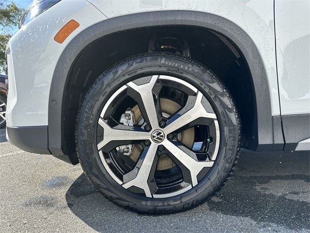 2025 Volkswagen Tiguan 2.0T SE