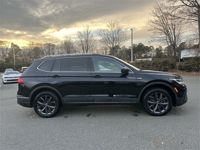 2023 Volkswagen Tiguan 2.0T SE