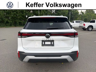 2026 Volkswagen Tiguan 2.0T SE