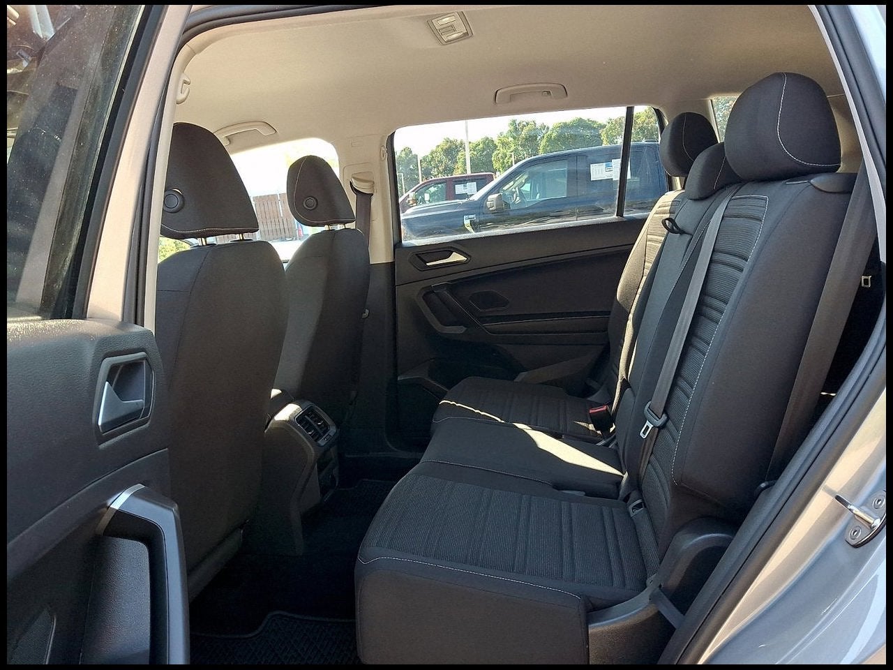 2024 Volkswagen Tiguan 2.0T S