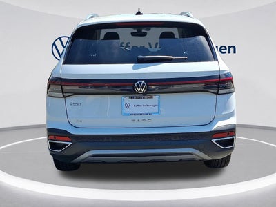 2025 Volkswagen Taos 1.5T SE