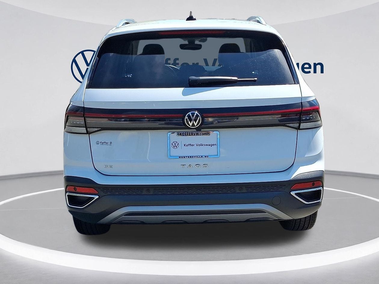 2025 Volkswagen Taos 1.5T SE