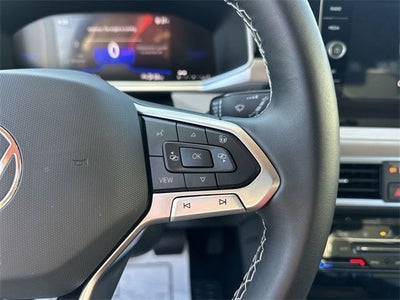 2025 Volkswagen Taos 1.5T SE