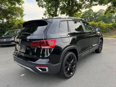 2023 Volkswagen Taos 1.5T SE