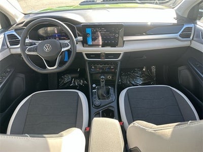 2026 Volkswagen Taos 1.5T SE