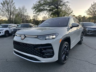 2026 Volkswagen Tiguan 2.0T SEL R-Line Turbo
