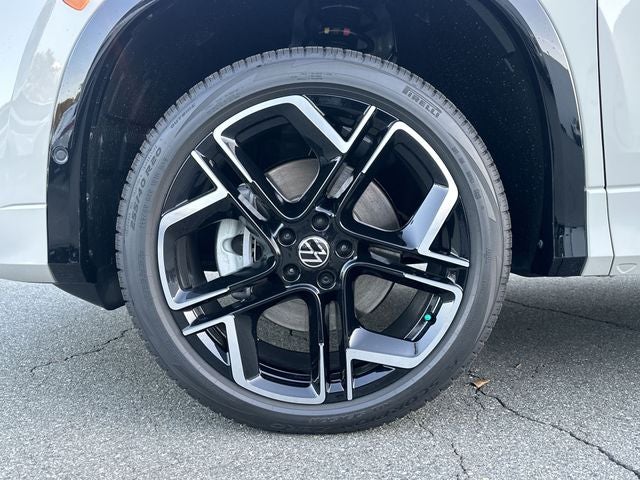 2026 Volkswagen Tiguan 2.0T SEL R-Line Turbo