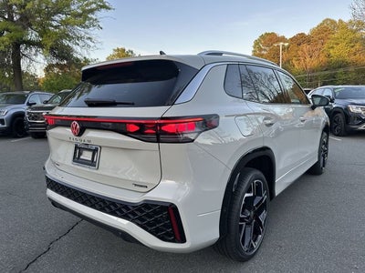2026 Volkswagen Tiguan 2.0T SEL R-Line Turbo