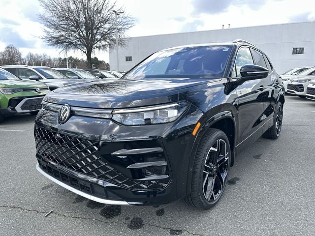 2026 Volkswagen Tiguan 2.0T SEL R-Line