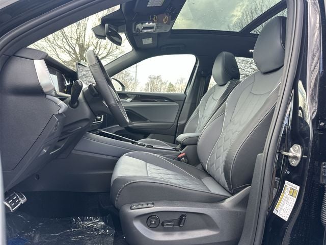 2026 Volkswagen Tiguan 2.0T SEL R-Line