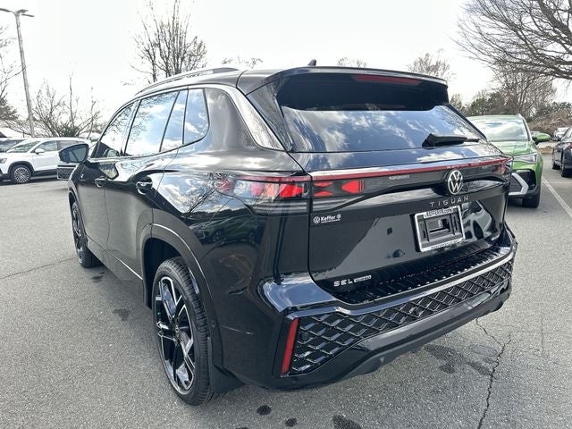 2026 Volkswagen Tiguan 2.0T SEL R-Line