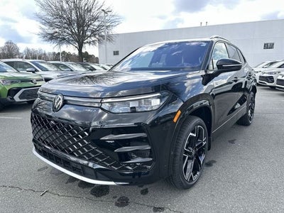 2026 Volkswagen Tiguan 2.0T SEL R-Line