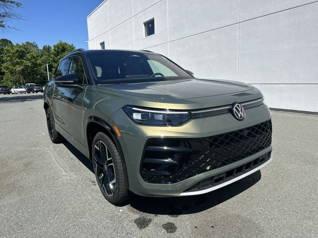 2026 Volkswagen Tiguan 2.0T SEL R-Line Turbo
